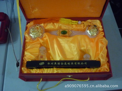 遼寧龍年紀念品與工藝品市場概覽 產品特色、價格與供應商分析